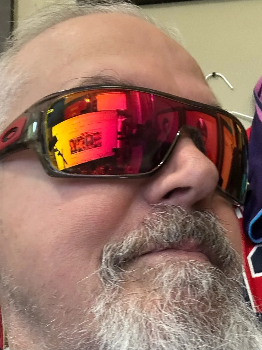 Oakley Flak 2.0 XL Sunglasses with Red Mirror Turbine